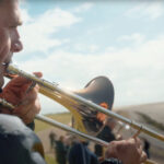 Groot Noordhollands/Fries orkest speelt op de Afsluitdijk